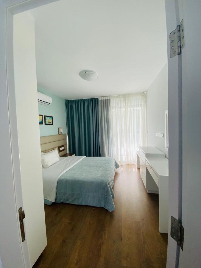 Victoria Suites Пафос Экстерьер фото